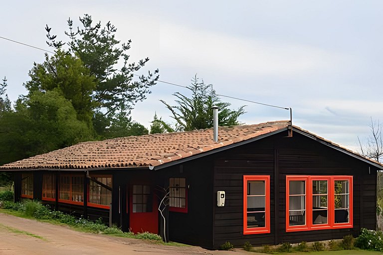 Cabaña en el campo en la costa de Pelluhue